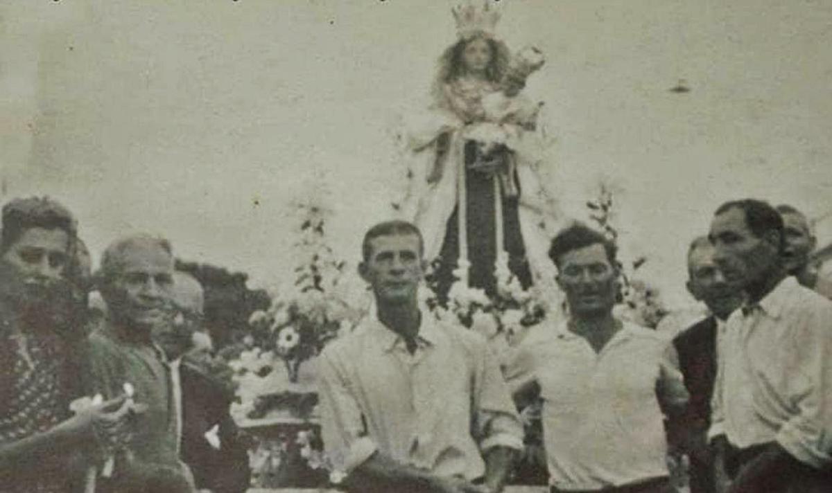 La embarcación portuense cumple cien años en tierra