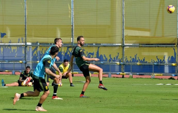 20/11/2018 EL HORNILLO, TELDE. Entrenamiento de ...