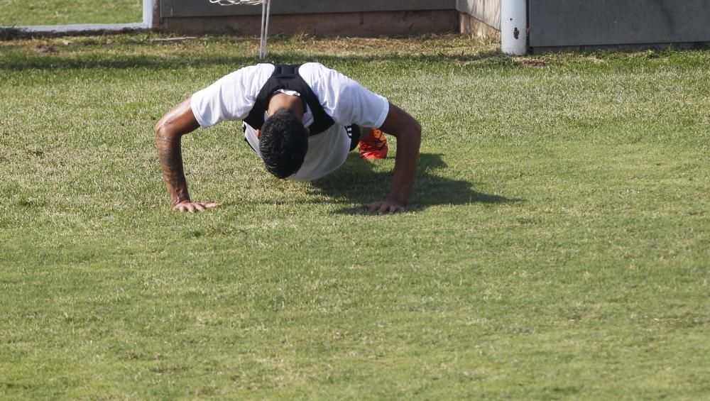 Las mejores imágenes del entrenamiento del Valencia CF