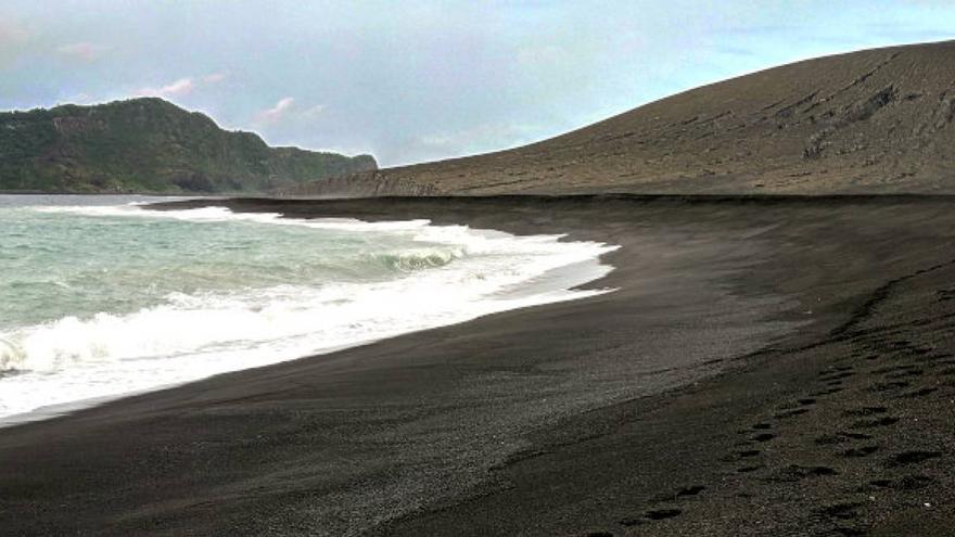 La isla desaparecida, después de solo siete años de existencia.