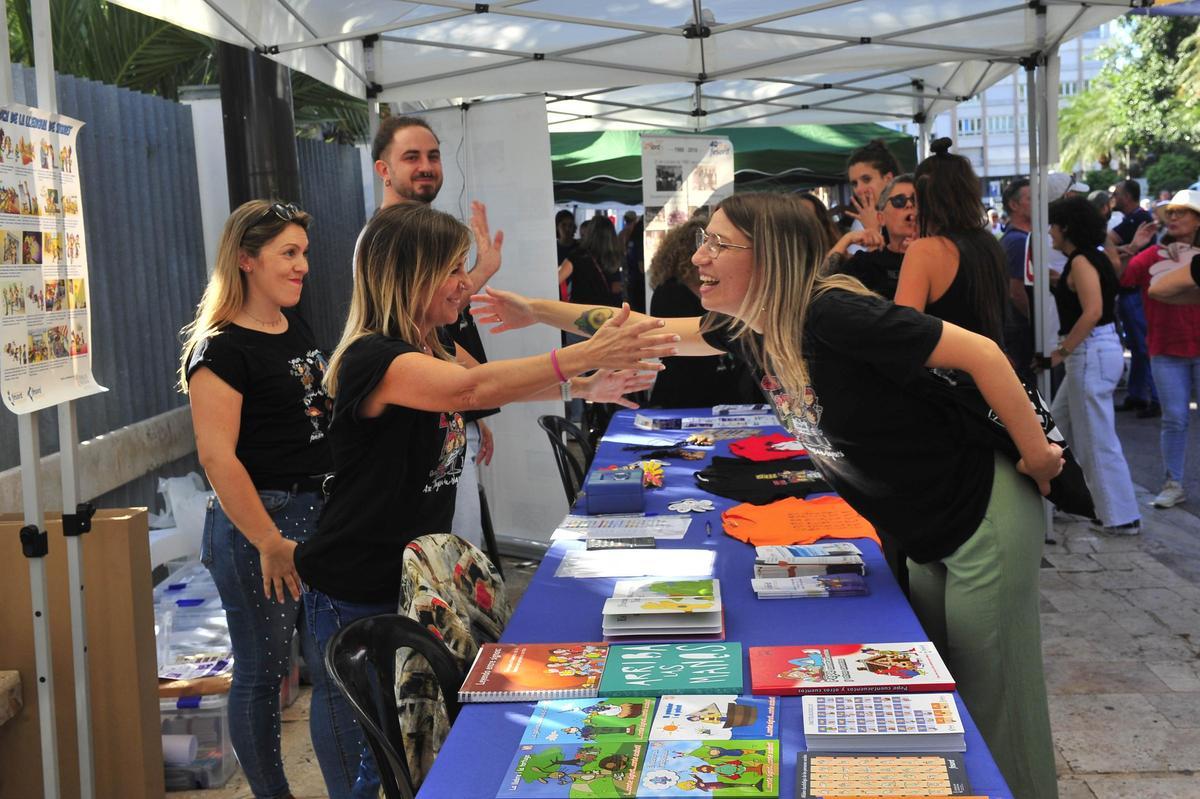 Fiesta de las personas sordas en Elche para proteger la lengua de signos