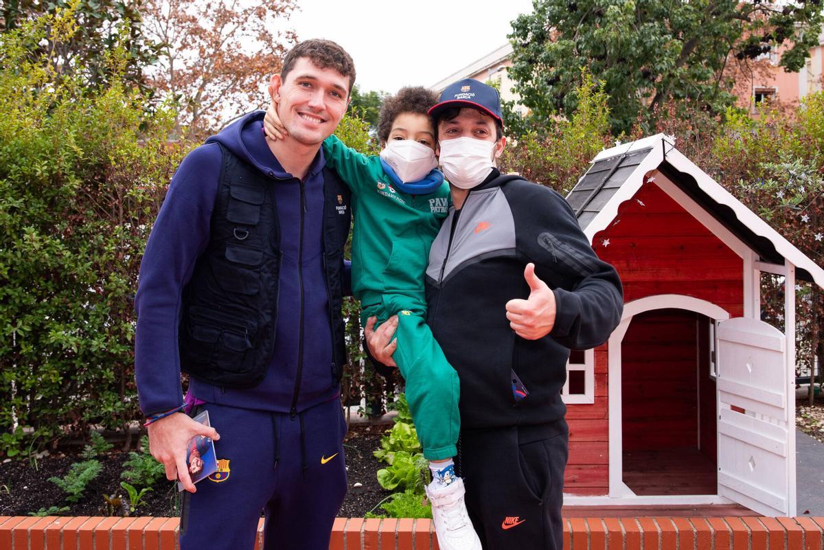 Andreas Christensen en la visita al centro Ronald McDonald el día antes de lesionarse.