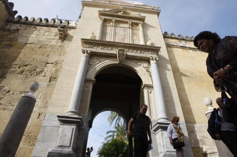 GALERÍA DE FOTOS / Acaba la restauración de la Puerta de Santa Catalina