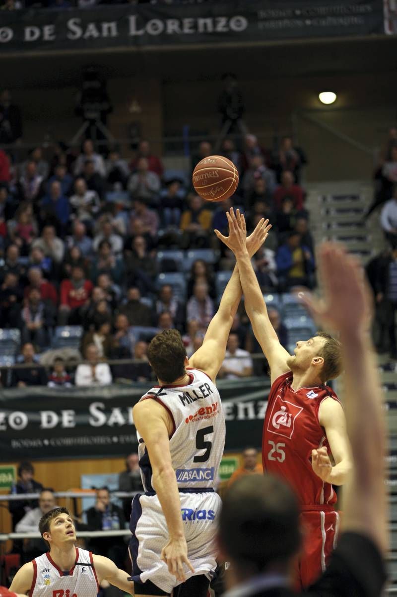 Fotogalería del partido del CAI Zaragoza contra el Obradorio