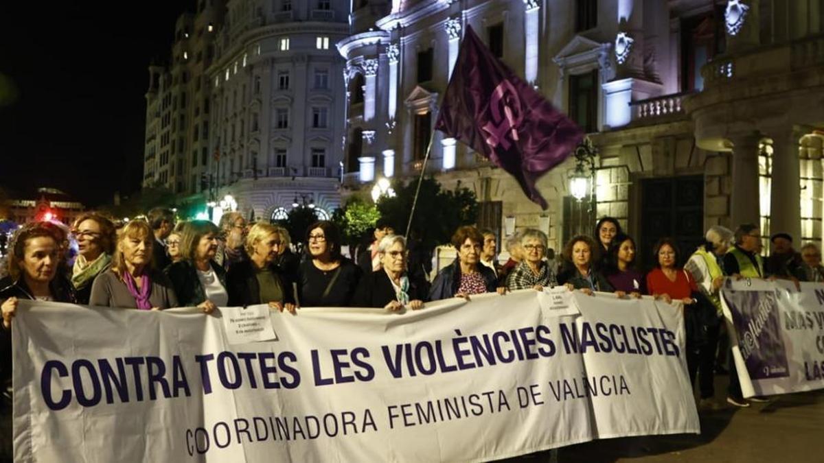 Movilización contra las violencias machistas este miércoles, en València.