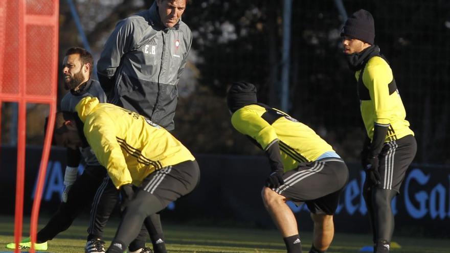 Sergio con Berizzo, esta mañana en A Madroa. // R. Grobas