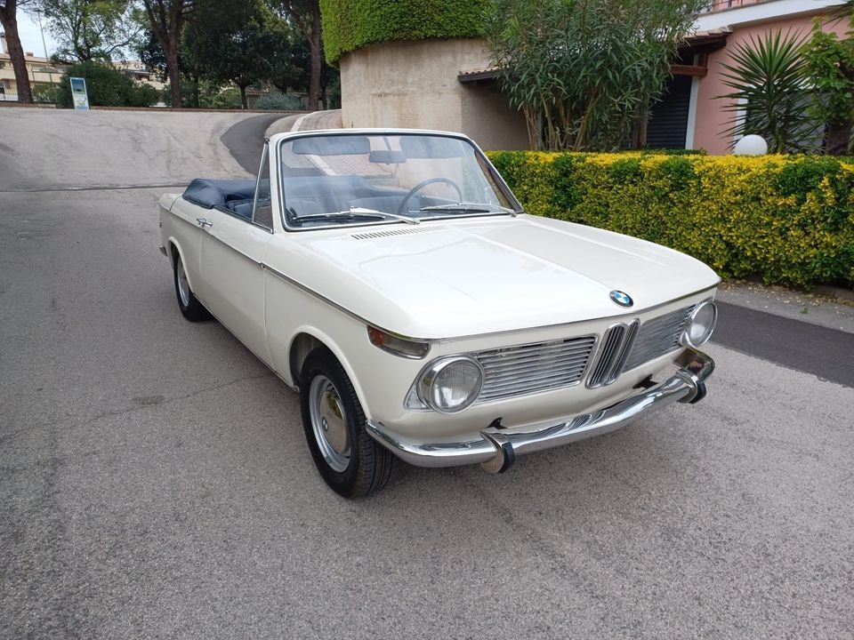 BMW 1600 (114 c) cabriolet de 1970. Lugo. Precio: 25.000 euros