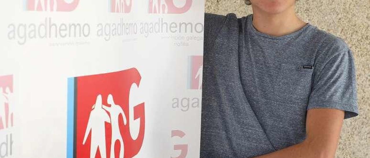 Martínez Cortiñas, ayer, en el encuentro de la Asociación Galega De Hemofilia (Agadhemo), en Santiago. // Xoán Álvarez