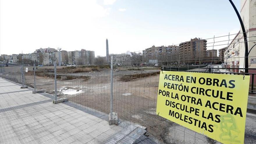 Un juez descarta paralizar la torre de viviendas de la plaza Europa