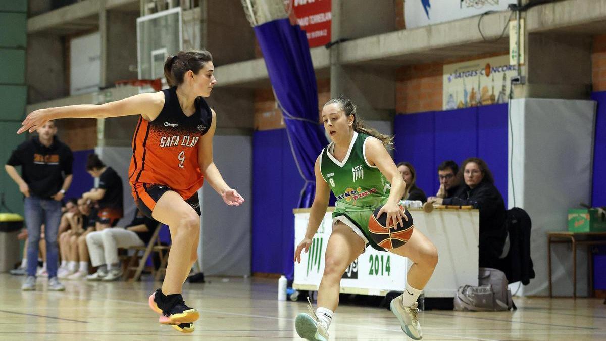 Aran López en un moment del partit davant una jugadora rival