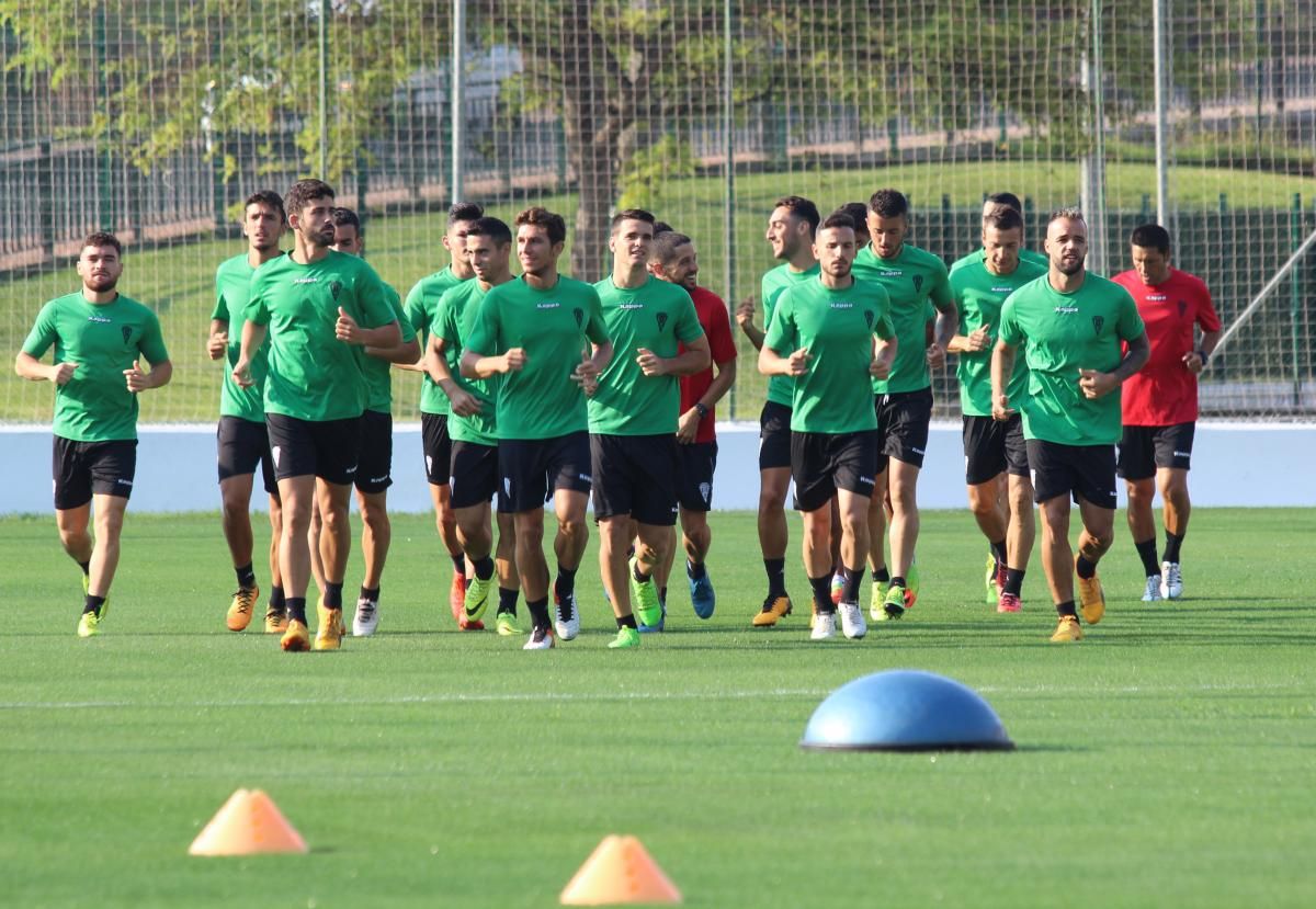 FOTOGALERÍA / Imágenes del primer entrenamiento del Córdoba en Benahavís