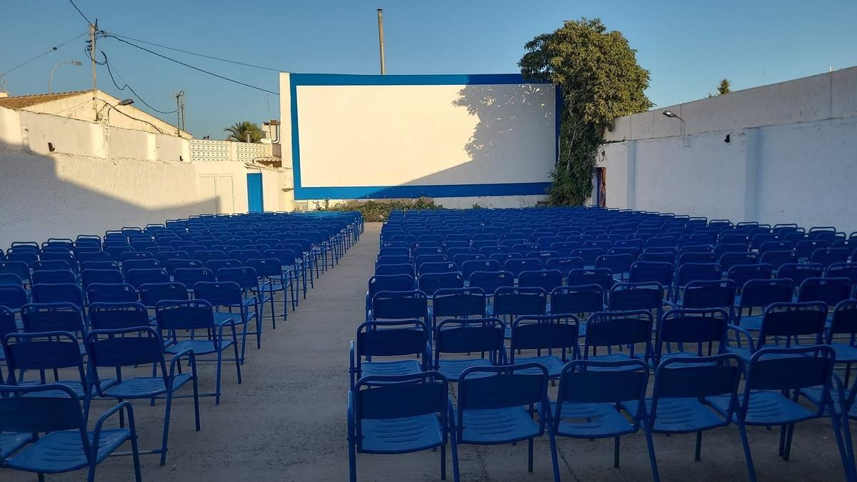 Cine Horadada cerrado permanentemente.