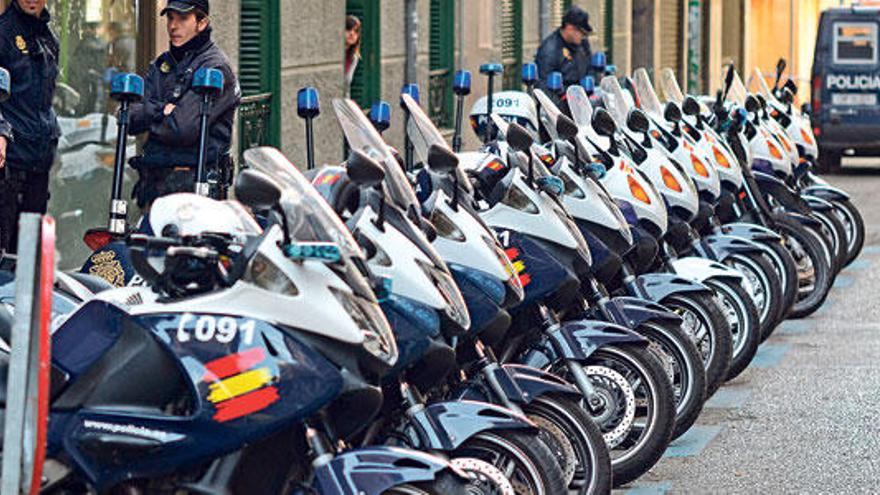 El despliegue de la Policía nacional despierta opiniones encontradas entre PP y Més.