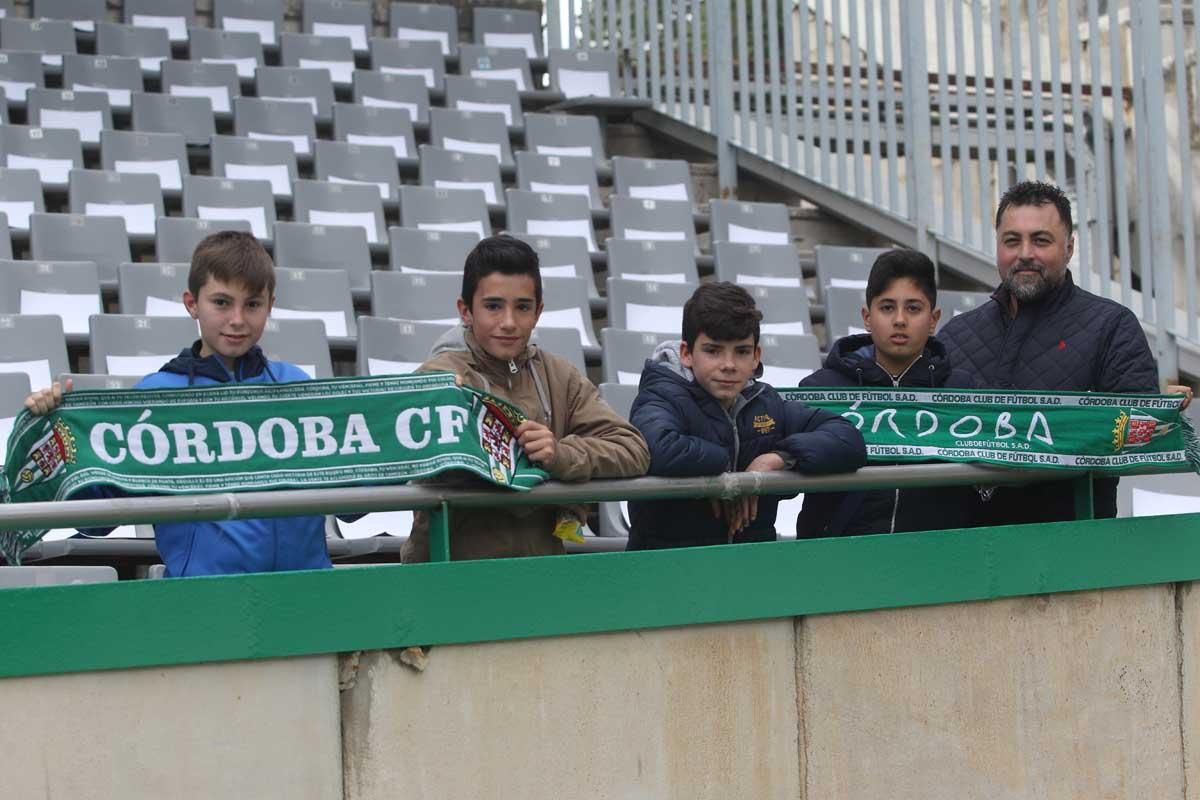 Así vivió la afición el empate del Córdoba ante el Oviedo