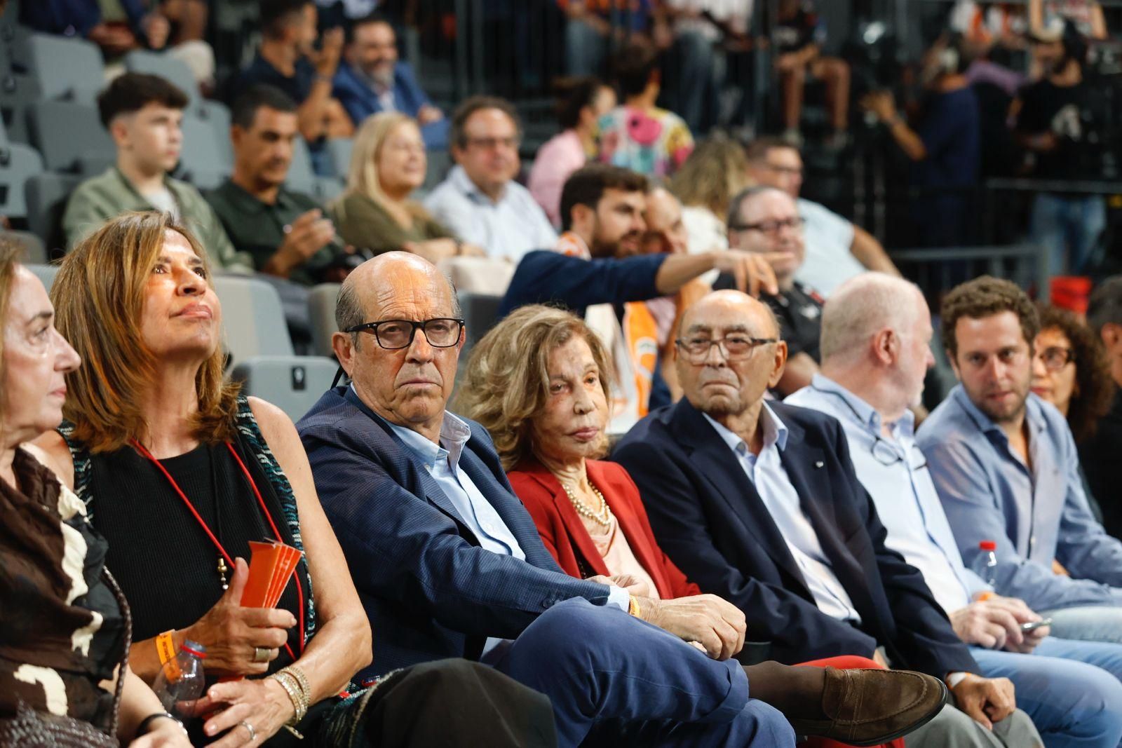 Mucha emoción en la inauguración del Roig Arena