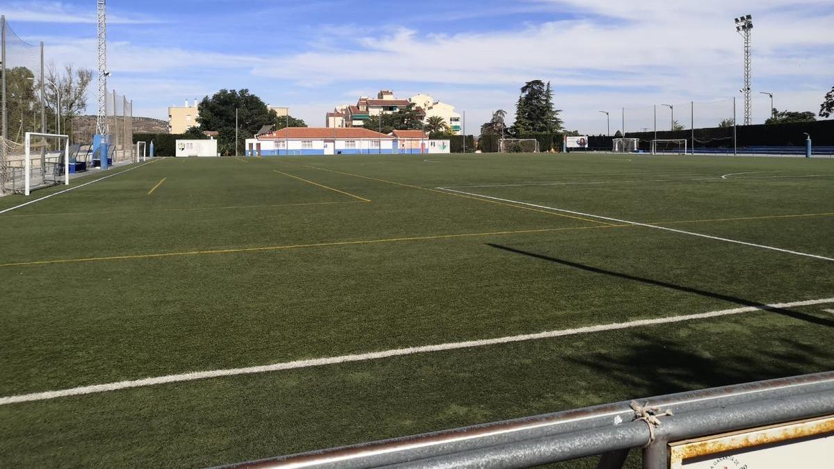 Campo de fútbol del estadio municipal de Antequera.