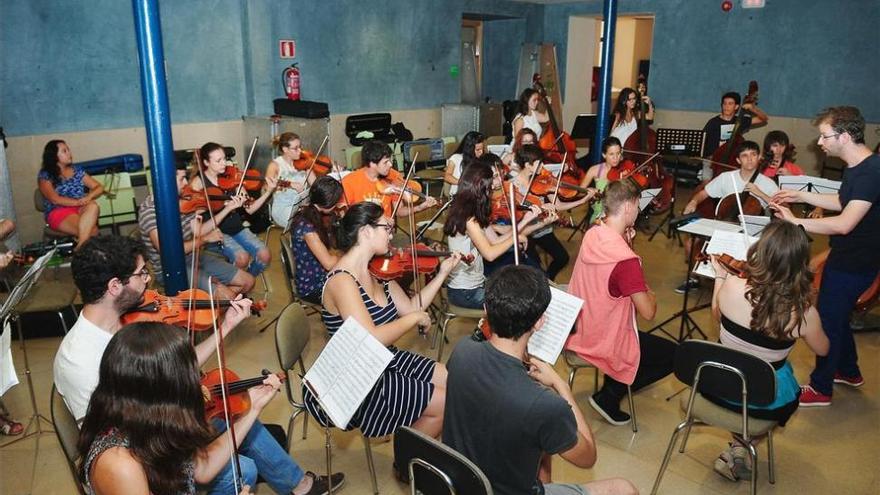 Jóvenes músicos de España y Portugal podrán acceder a la Orquesta Joven de Extremadura