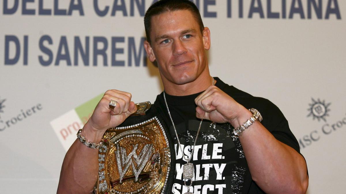 El campeón de la lucha WWE John Cena, en 2006
