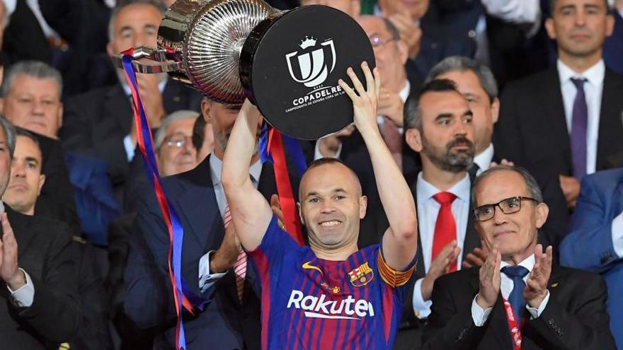 Iniesta, con el último título de la Copa del Rey