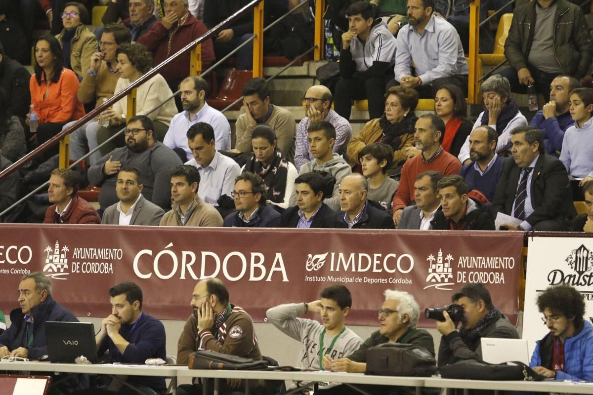 Las imágenes del Córdoba Futsal y Jaén Paraíso Interior