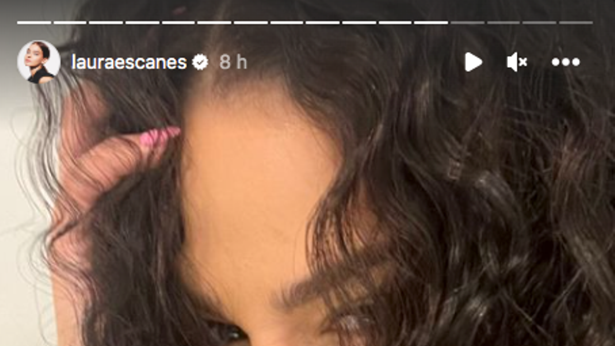 Laura Escanes con el pelo rizado nos hace soñar fuerte con la permanente... Y Rihanna