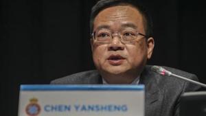 Chen Yansheng, en una junta de accionistas en Cornellà.