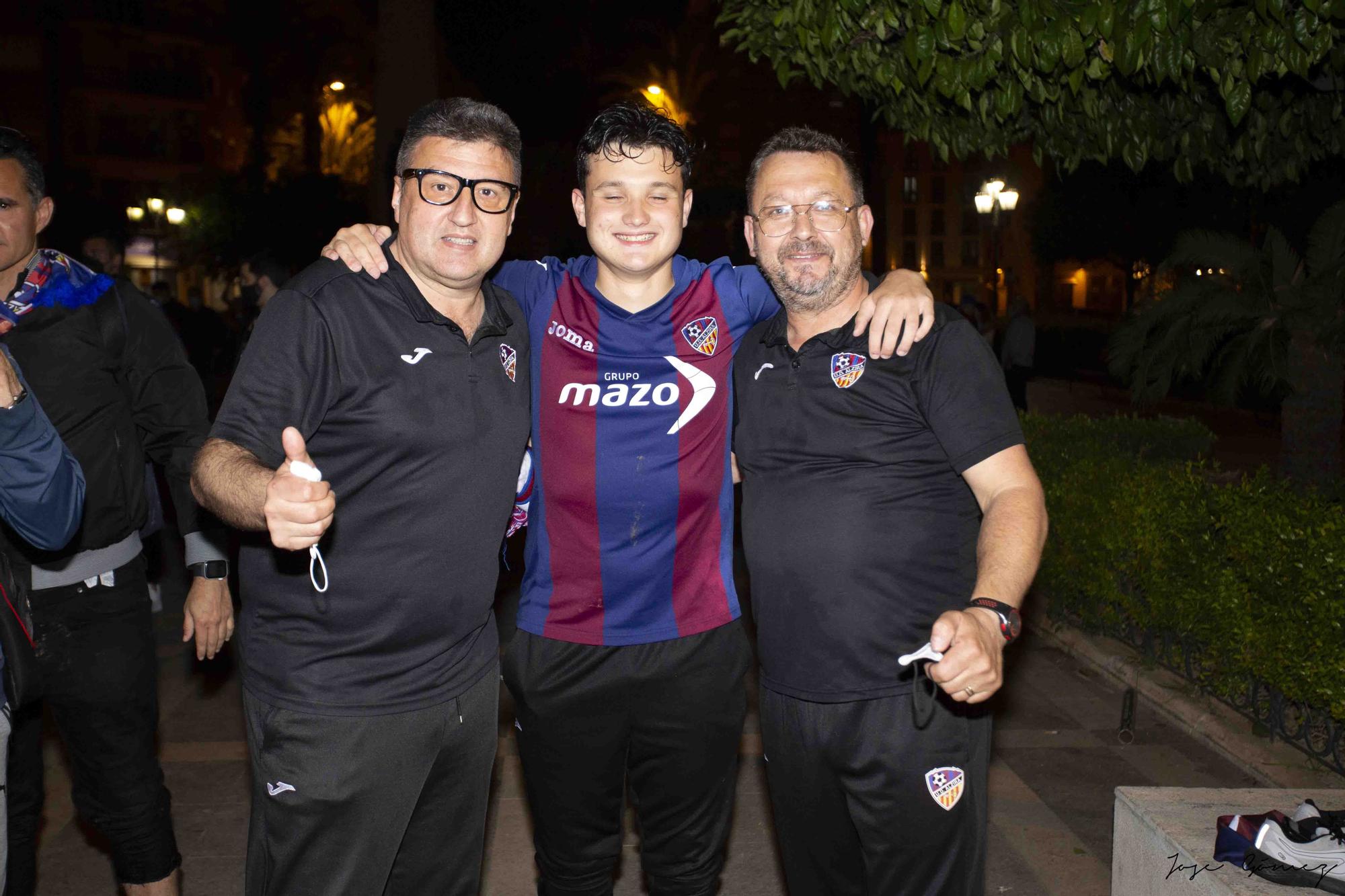 La UD Alzira celebra el ascenso a Segunda RFEF