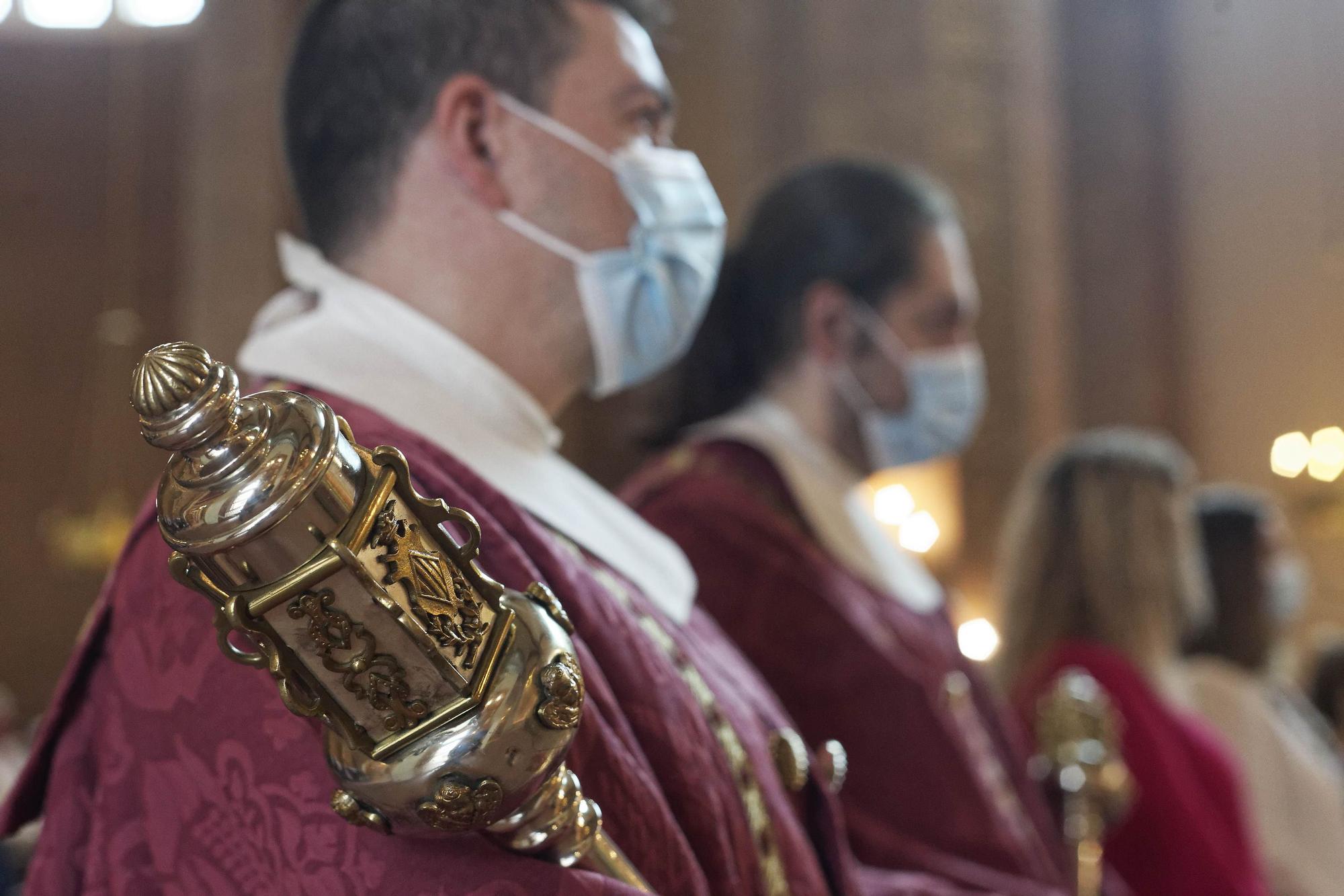 Día de Sant Pasqual en Vila-real, con misa y 'Xulla' en la intimidad