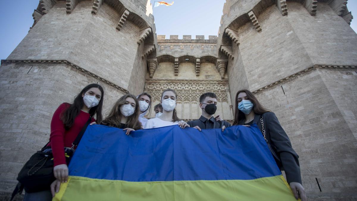 Un grupo de jovenes ucranianos se ha quedado atrapado en València tras el estallido de la invasión rusa