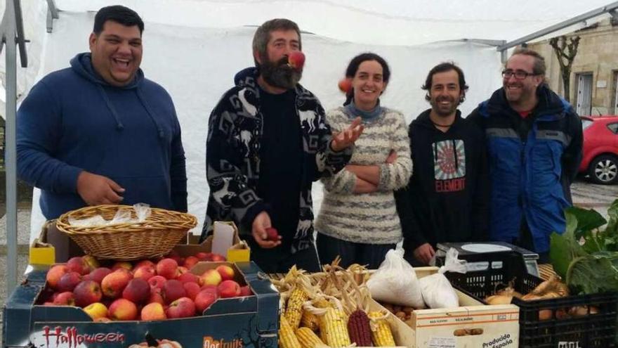 Parte de los integrantes de la nueva asociación Labrega Natura.