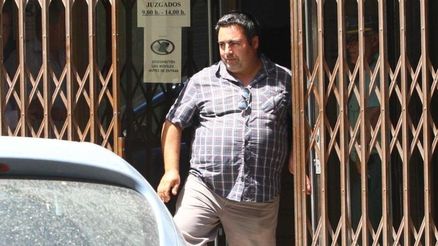 El alcalde de Torres Torres se niega a dimitir tras eludir la prisión al pagar fianza