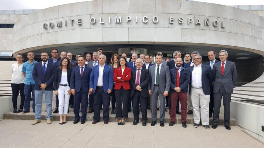 Presentación del convenio en el Comité Olímpico Español.