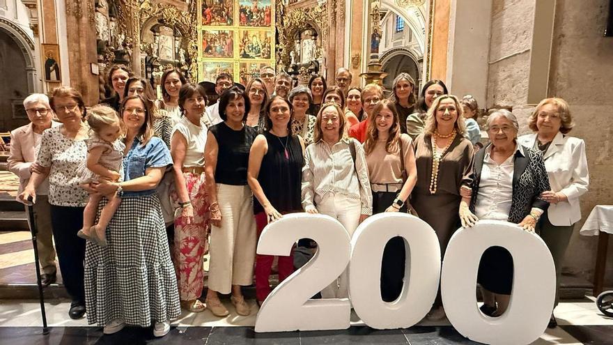 La Catedral de València acoge una eucaristía por el 200 aniversario de las Hermanas Carmelitas Vedruna