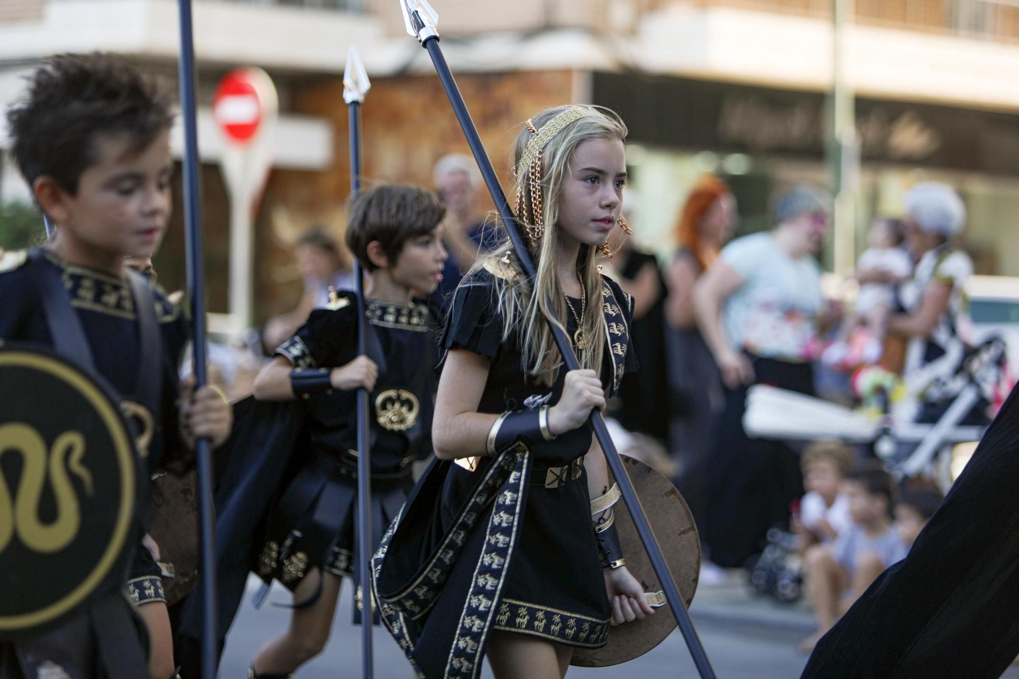 Las imágenes del desfile infantil de Carthagineses y Romanos 2023