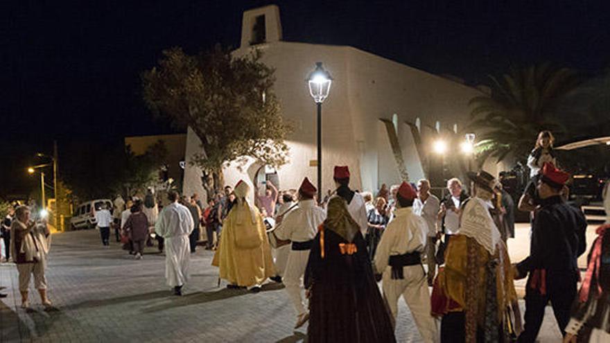 Es Cubells celebra hoy el día grande de sus fiestas; en la imagen, la festividad del año pasado.