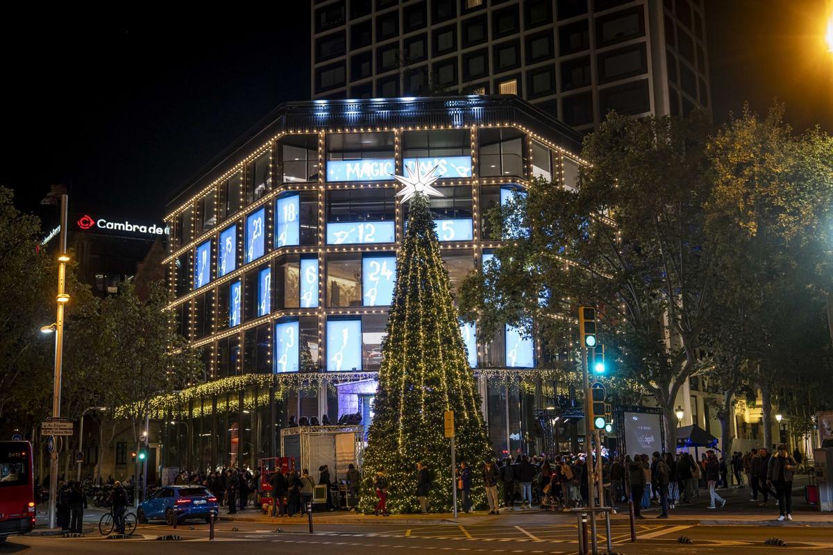 CASA SEAT presenta en primicia los Magic Days 2025, una experiencia creada junto a Jordi Roca y su equipo de Rocambolesc.