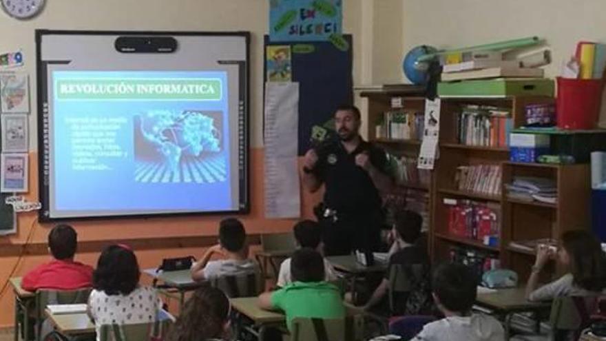 La Policía Local de Burjassot instruye en educación vial