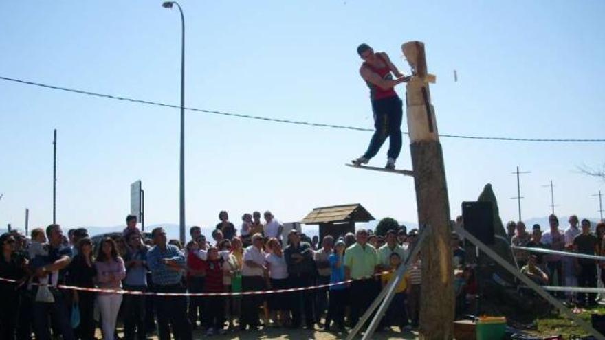 Concurso de cortador de troncos minutos antes del accidente el 19 de marzo de 2009.  // Gonzalo Núñez