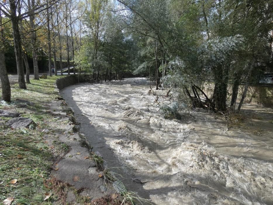 La pluja al seu pas per Ripoll