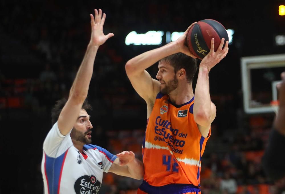 Partido Valencia Basket Monbus Obradoiro