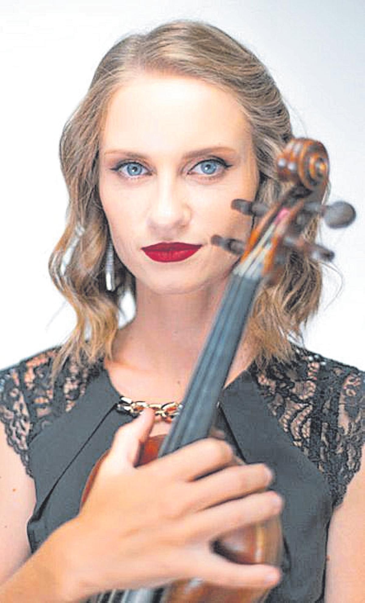Darya Bilotserkivska. // D.P.