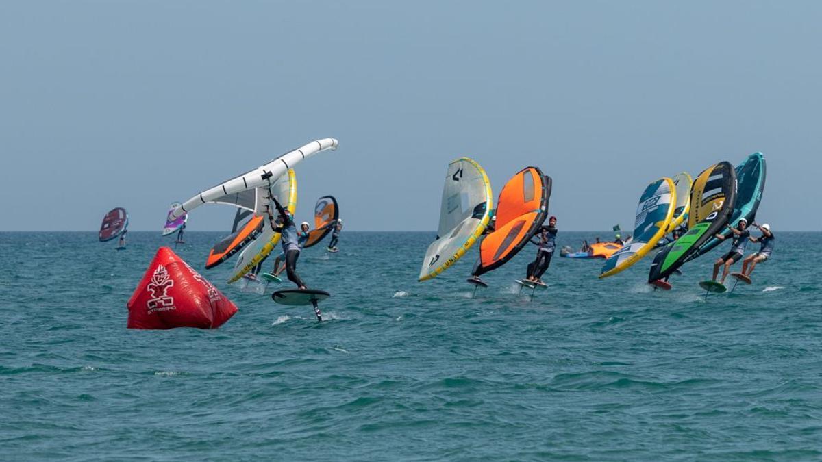 El Wingfoil llegará la próxima semana a las aguas de Torremolinos.