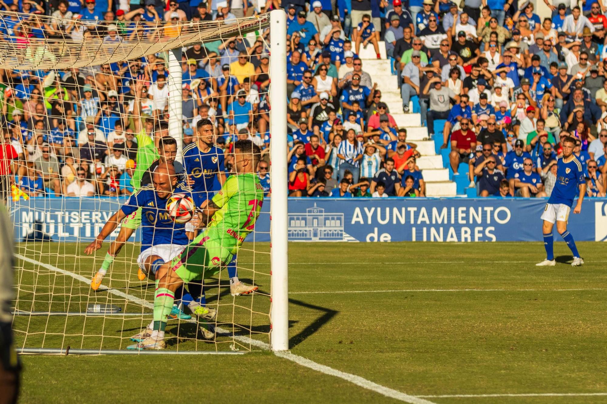 El Deportivo Linares - Málaga CF, en imágenes