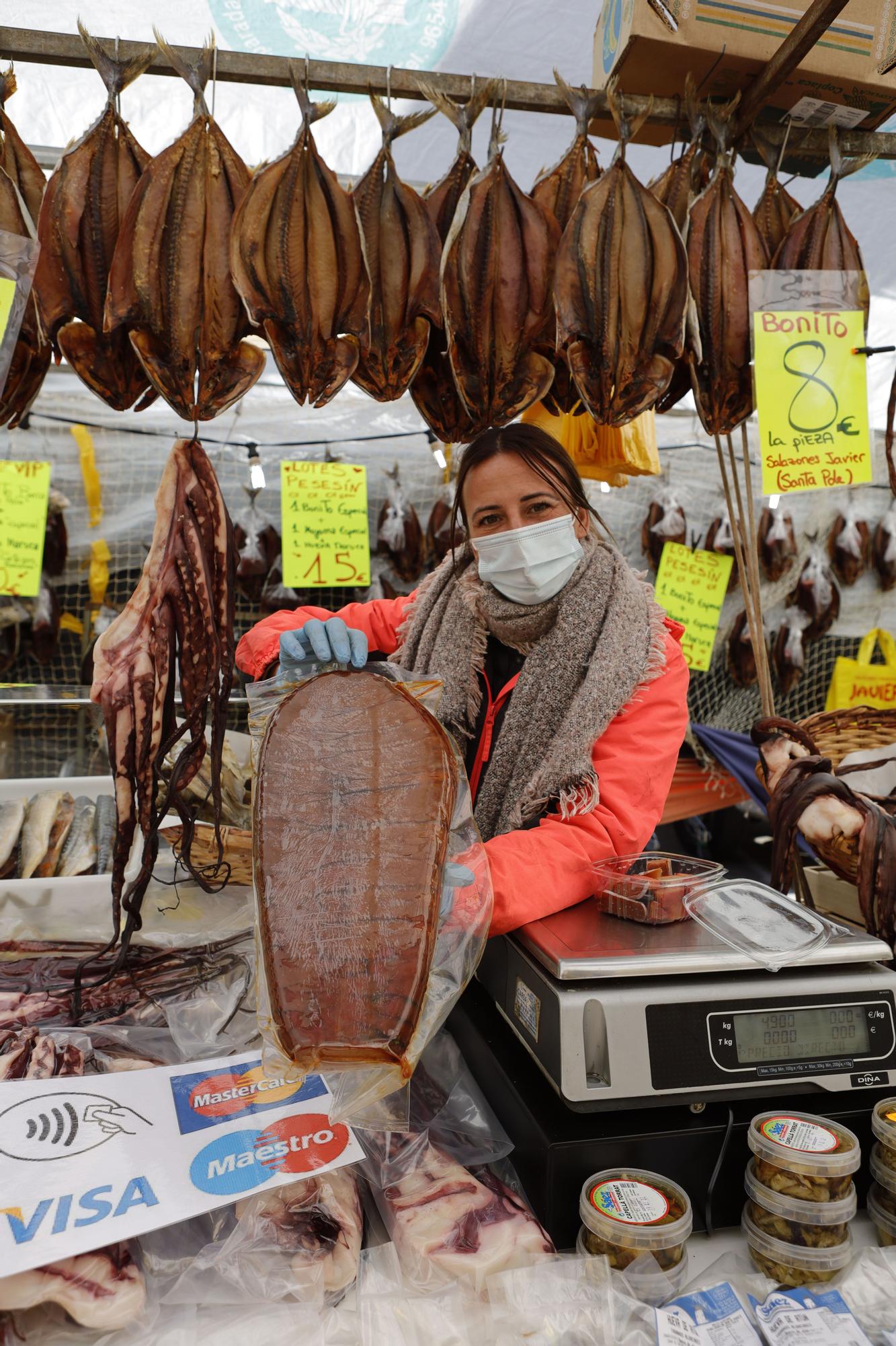 La Fira de Cocentaina prosigue con venta de vehículos, maquinaria agrícola y alimentación