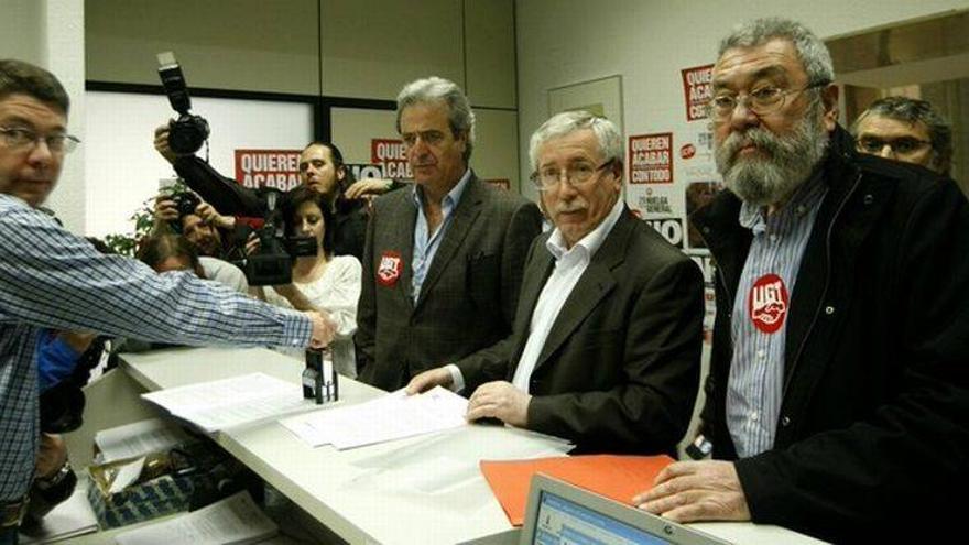 CCOO y UGT ratifican la convocatoria de huelga del 29-M en el Ministerio de Empleo