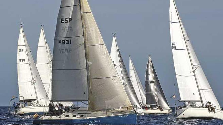 Salida de la segunda regata del campeonato de Balears.