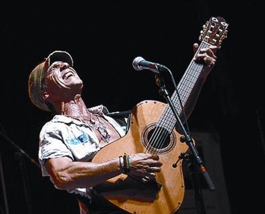 Manu Chao y Catarres Sabores y artesanía Un paseo con Espriu Viaje al mundo rural_MEDIA_4