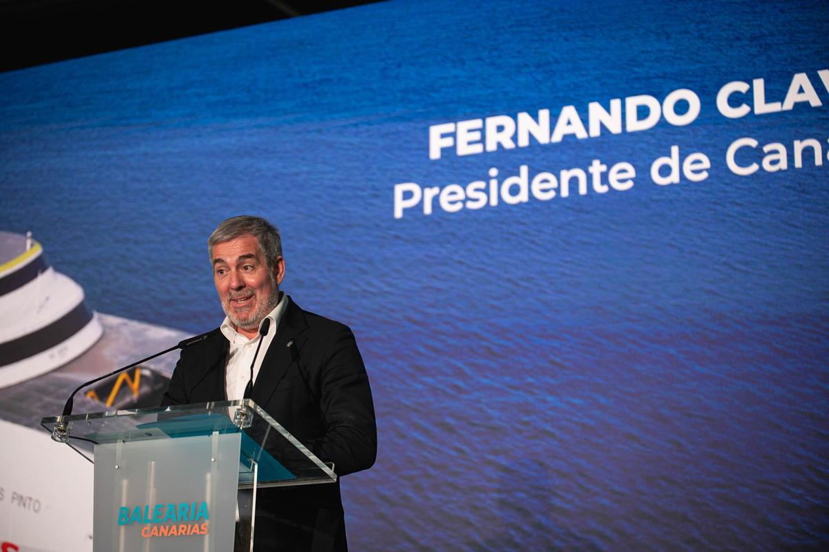 La naviera Baleària Canarias bautiza el nuevo fast ferry Mercedes Pinto