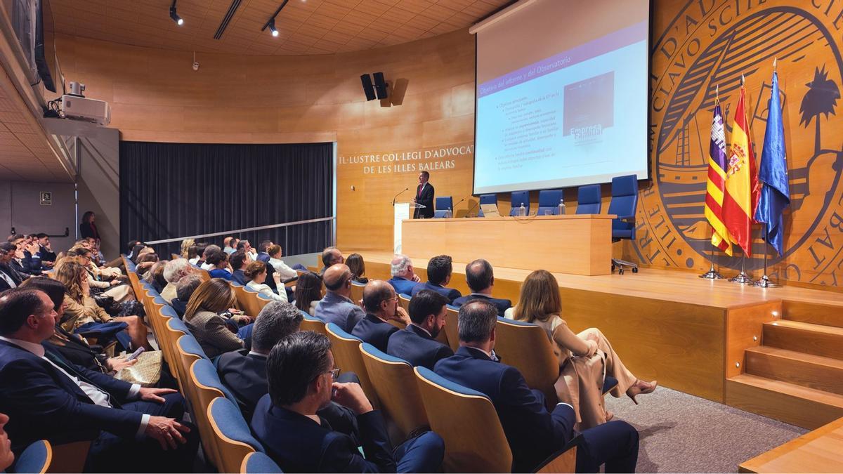 La Jornada de la Cátedra Banca March celebra la supervivencia de las empresas familiares longevas