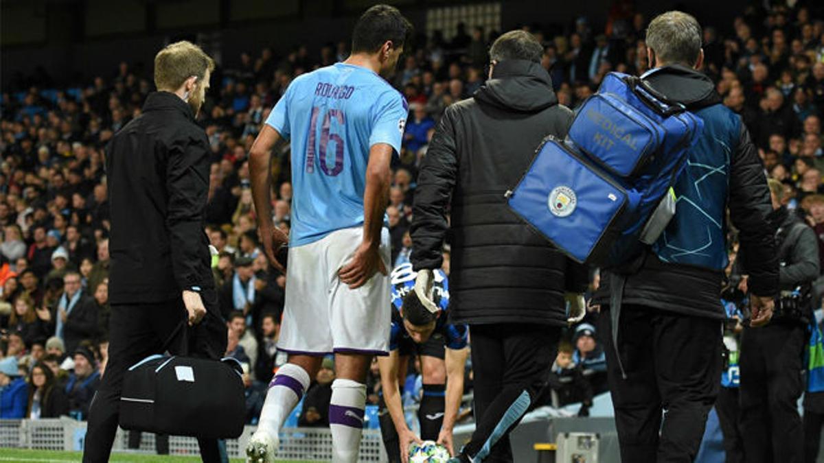 Rodri no pudo terminar el partido ante el Atalanta